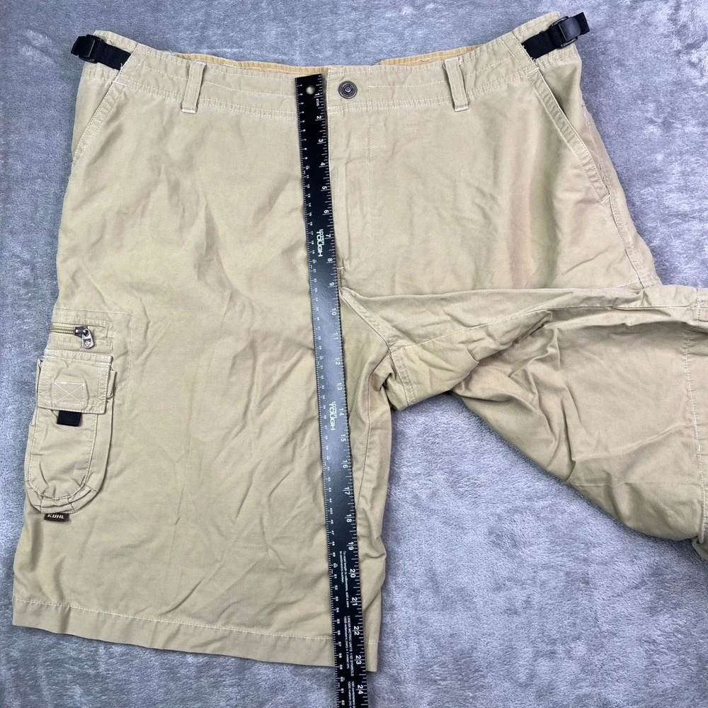 Kuhl Vintage Patina Dye Cargo Shorts Mens 2XL Khaki Tan Herringbone Utility